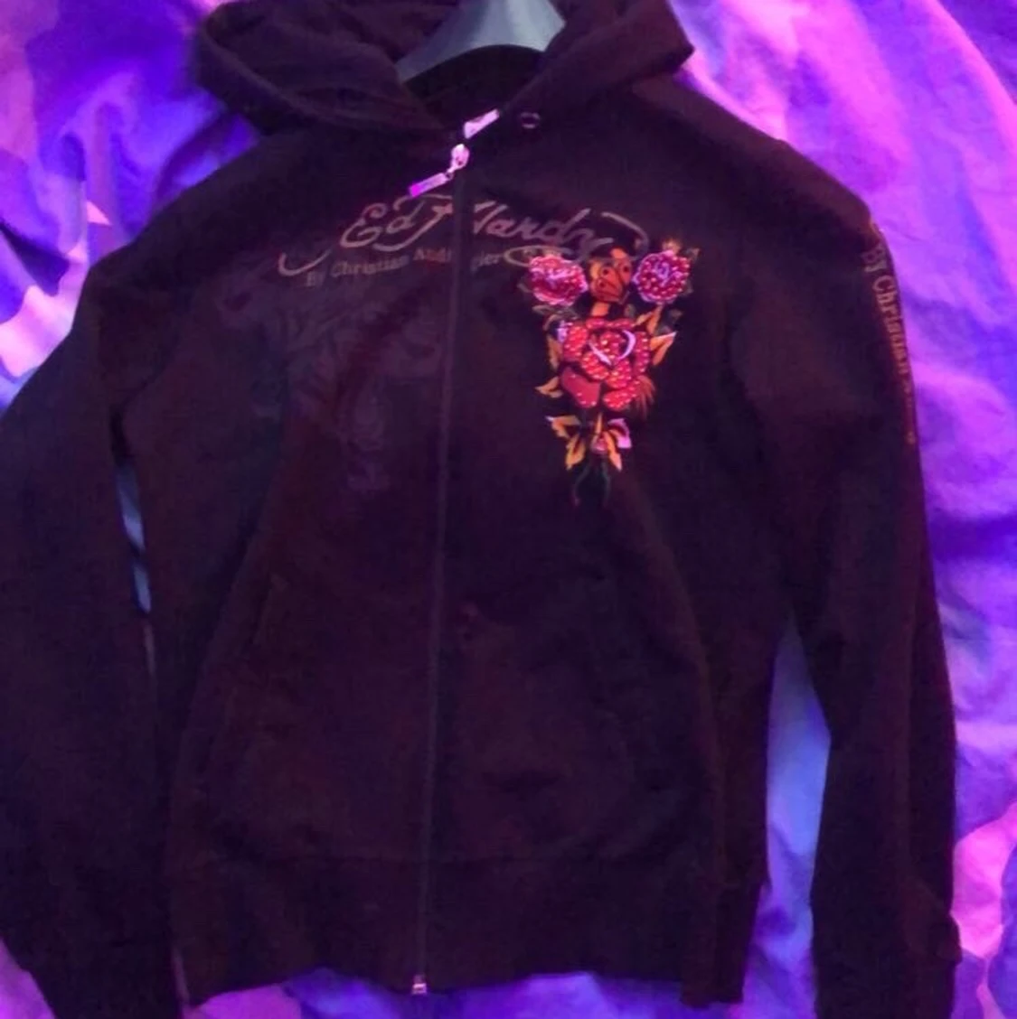 ed hardy hoodie size M - 90