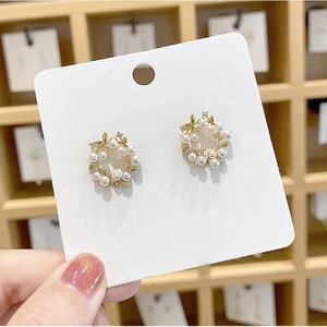 Örhängen  - 2*1.7 cm