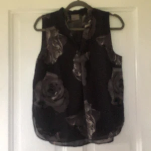 Blus  - Snygg blus från vero moda