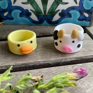 Ringar  - Hej, säljer dessa jätte söta djur ringarna som jag tyvärr inte använder. Kostar 5kr st och det tillkommer en frakt på 20kr. Puss och kram🤍