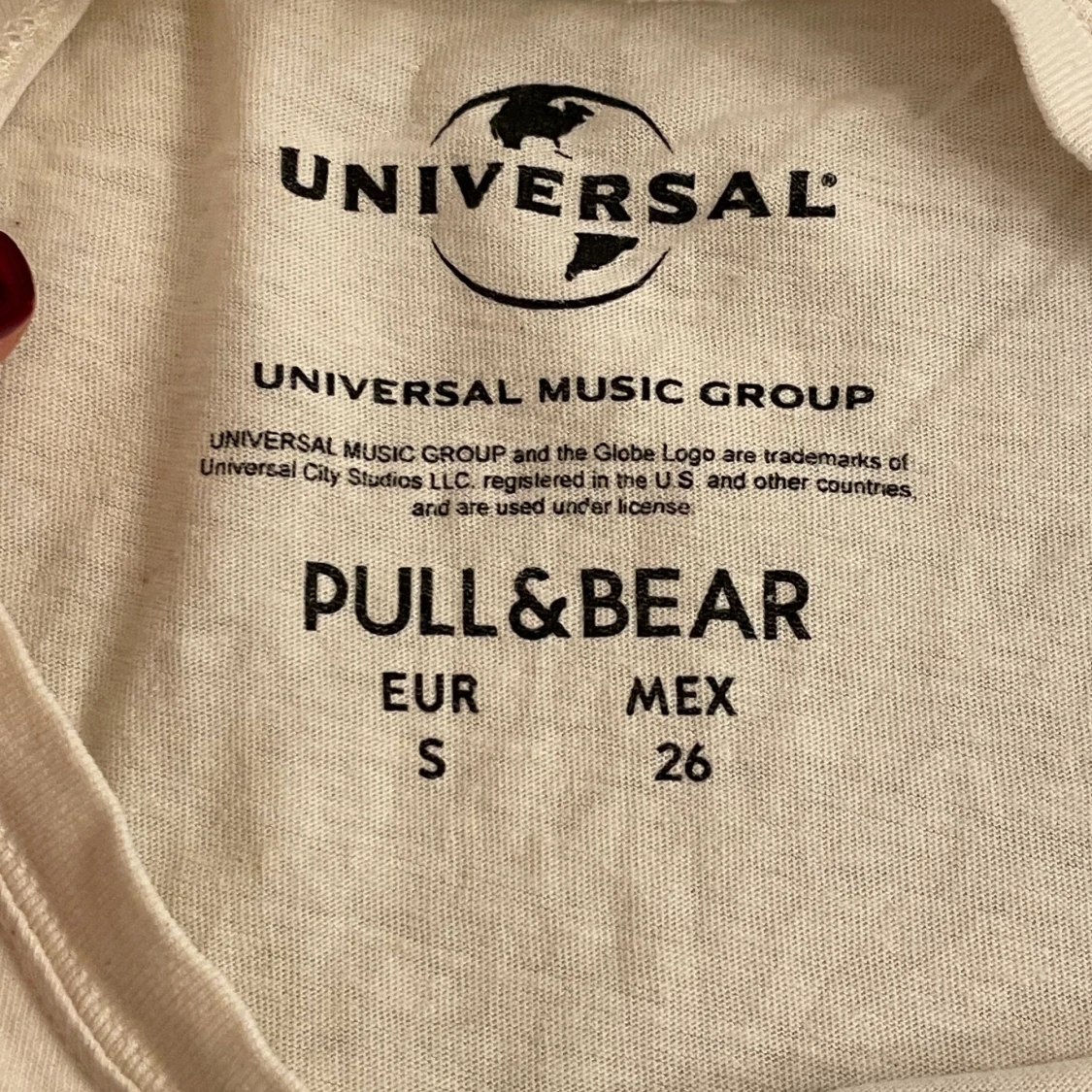 Krämvit t-shirt  - 91