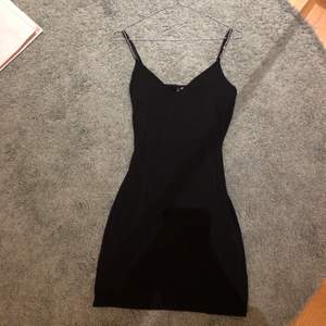 Klänningar second hand Köp u0026 sälj begagnat på Plick