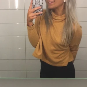 Tröja - Superskön tröja, använd ett fåtal gånger. 