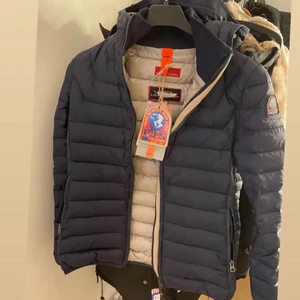 Parajumpers  - inga slitage eller defekter, äkta, kvitto bortslarvat
