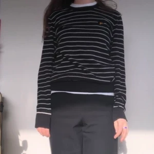 Randig tröja - Snygg randig tröja från Peak Performance köpt second hand☺️