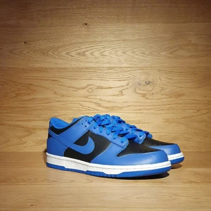 Nike Dunk Low "Cobalt Blue" - Nike Dunk Low "Cobalt Blue"  - Size: Us 6.5y/Eu 39 - Price: 1199kr - Brand new - All og (Damage box)  For any further questions or pictures regarding the product, dm us or mail contact.yzyresell@gmail.com