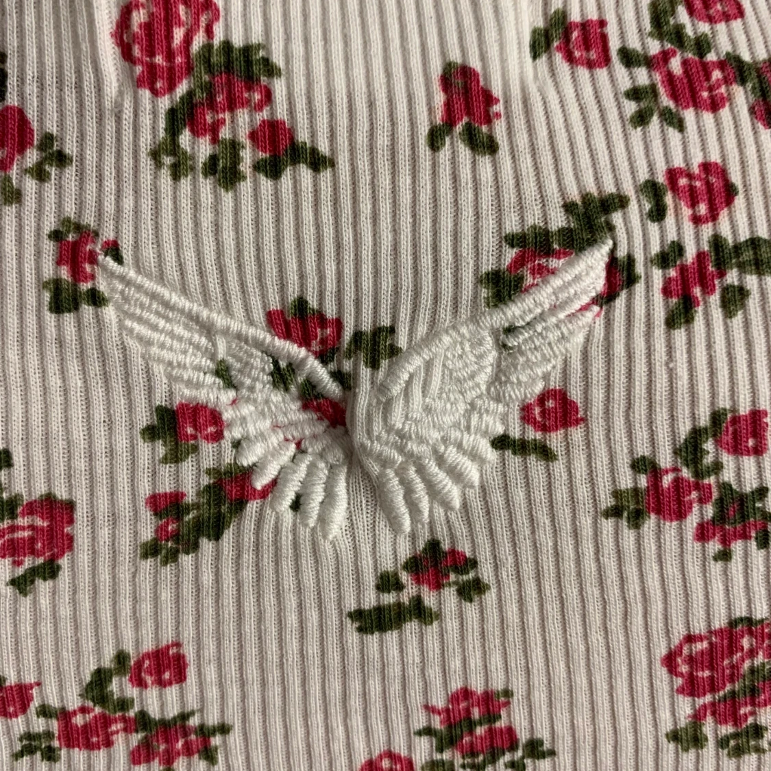 Linne med rosor  - 90