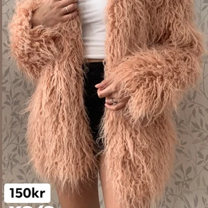 Jacka - Säljer den här fina jacka som jag har bara använt en gång. 