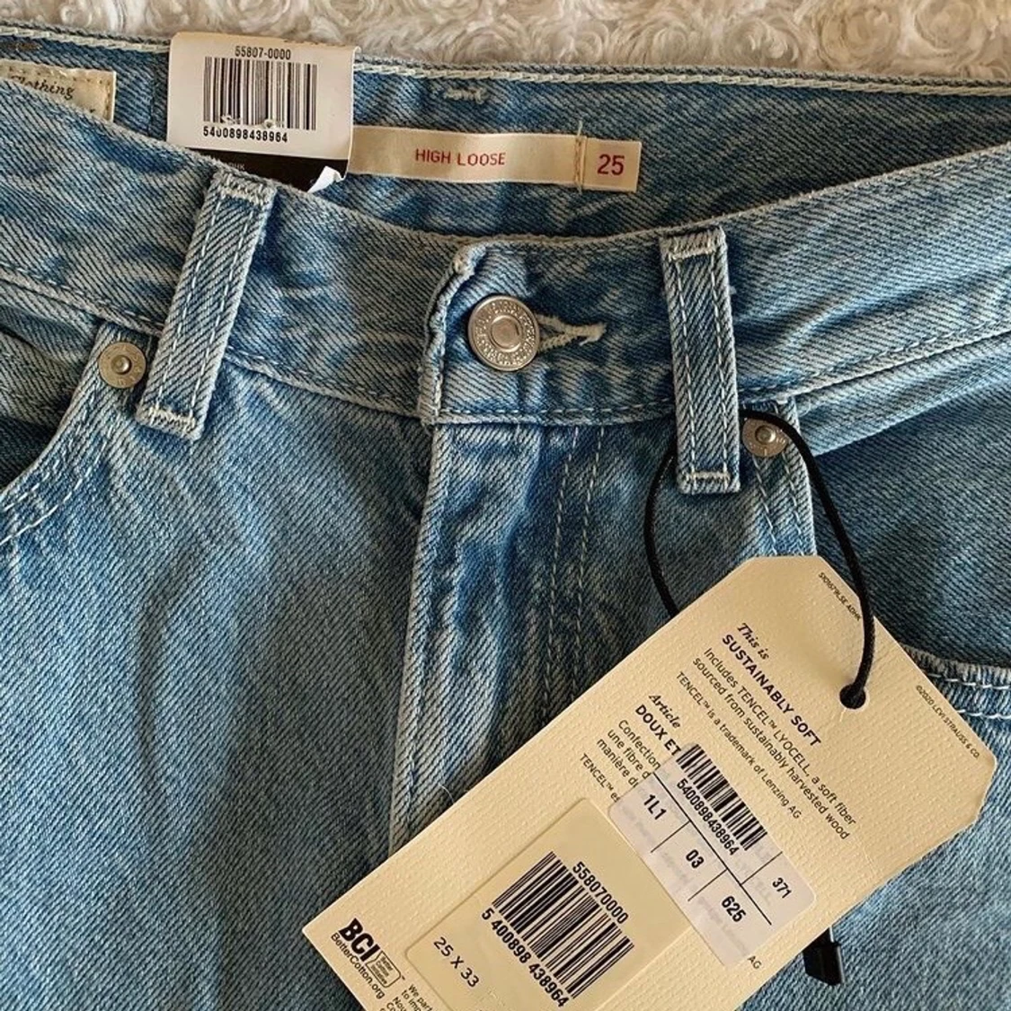 Nya Levis!