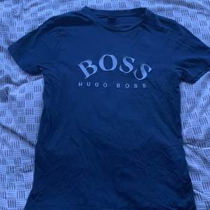 Använd hugo boss t-shirt