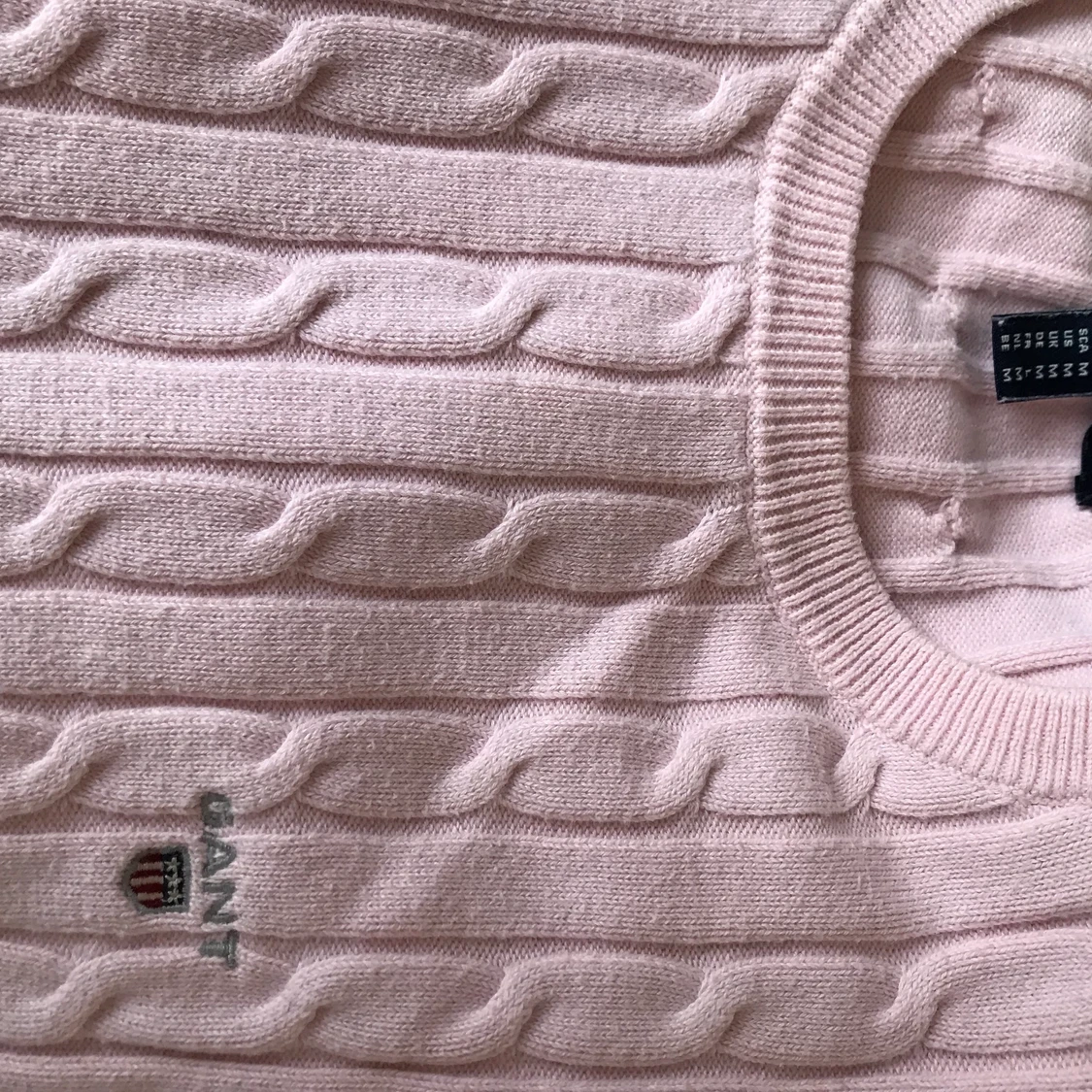 Kabelstickad GANT tröja - 90