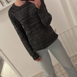 H&M stickad tröja, S - Oanvänd stickad tröja från H&M storlek S från herravdelningen