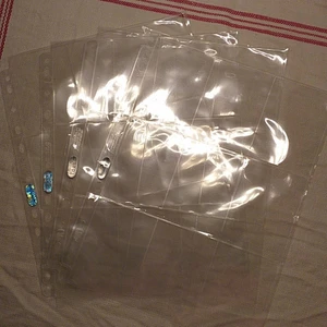 Pc binder - Supersmart sätt att förvara sina photocards, blir jättefint i en pärm! Kan även användas till annat, exempelvis sortering av kvitton. 15 kr st
