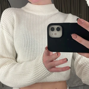 Tröja - Croppd stickad tröja från hm 💕
