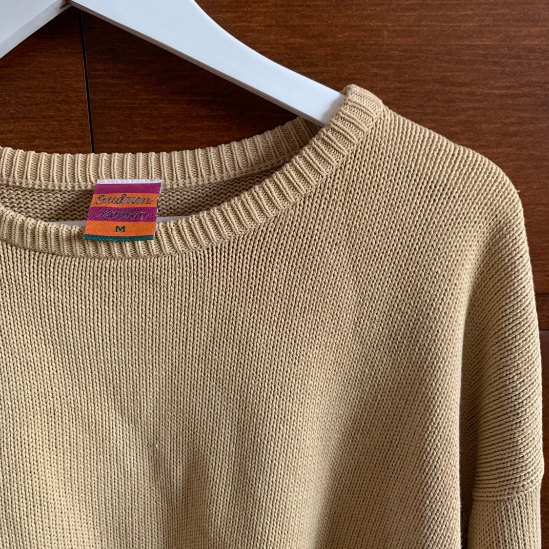 Beige stickad tröja - 90