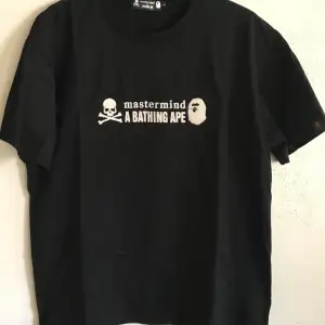 Bape / A Bathing Ape x Mastermind Japan Sparkling Jewel Logo T-Shirt  Size large, fits true to size men’s large. Great condition, no flaws or damage.  DM if you need exact size measurements.   Buyer pays for all shipping costs. All items sent with tracking number.   No swaps, no trades, no offers.  