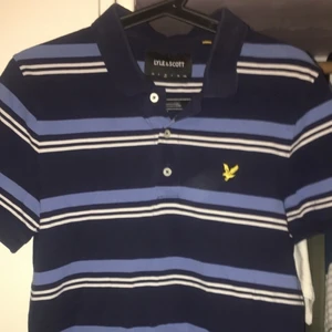 Lyle & Scott pikétröja  - preppig, uk schoolboy typ idk 