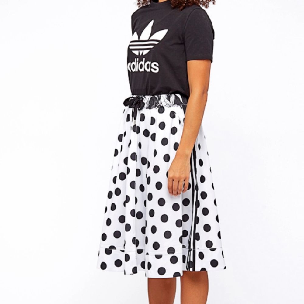 Adidas kjol - Adidas | Plick Second Hand