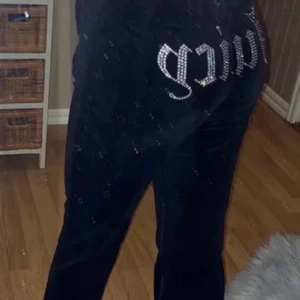 Juicy byxor  - Juicy byxor storlek L dom är som nya 