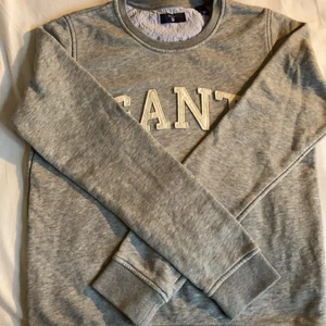 Gant - Säljer denna tröja från Gant pga jag använder inte den så ofta🍁