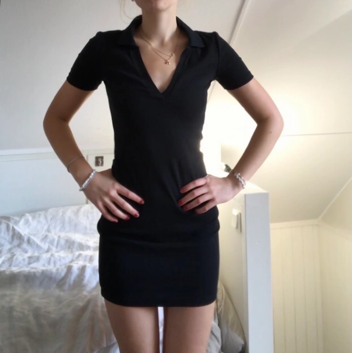 Svart ribbad klänning  - 90