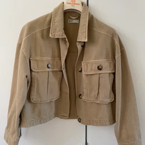 Jacka - ”Jeans”jacka från GinaTricot. Knappt använd