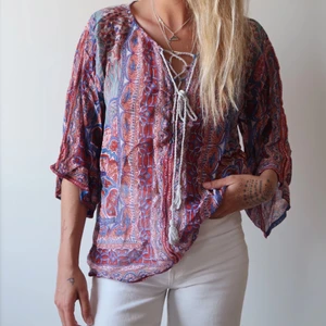 Mönstrad skjorta - Frakt tillkommer 