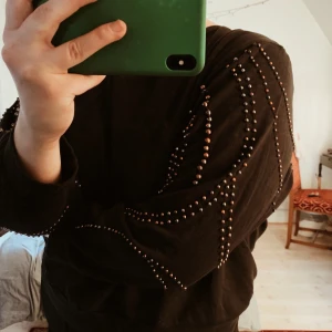 Croppad sweatshirt - Du står för frakten 🥰