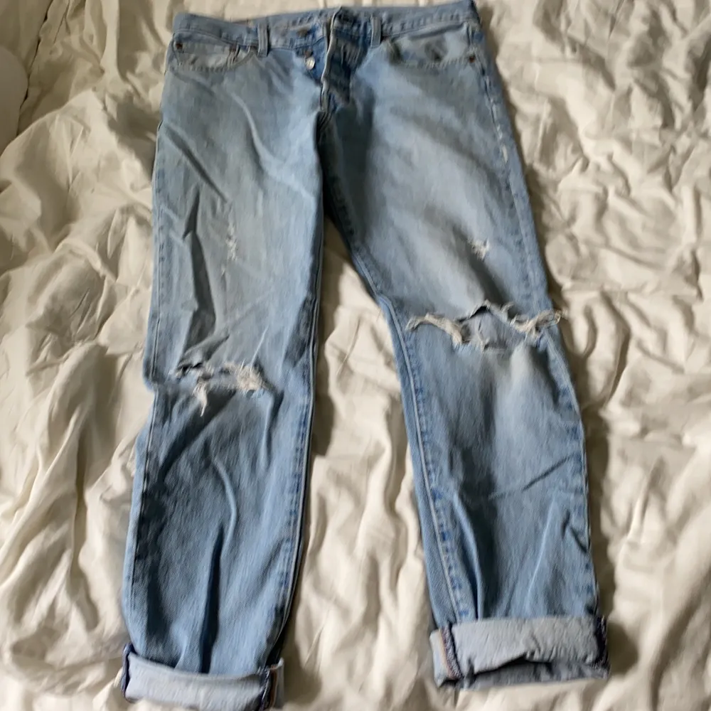 Levis jeans i gott skick. Köparen betalar frakten på 45kr. Jeans & Byxor.