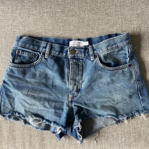 Jeansshorts - Jeansshorts från & Other Stories i storlek 27.