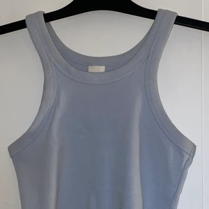 Blått linne - klippe av själv