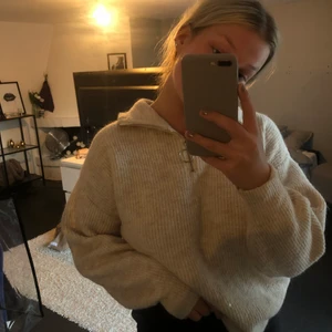 Tjocktröja🤩 - Populär jättefin höst tröja, passar till allt☺️ 