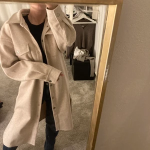 Beige kappa - Storlek S och aldrig använd, passar perfekt till hösten 💕🍁🌲frakten 66kr med postnord spårbart