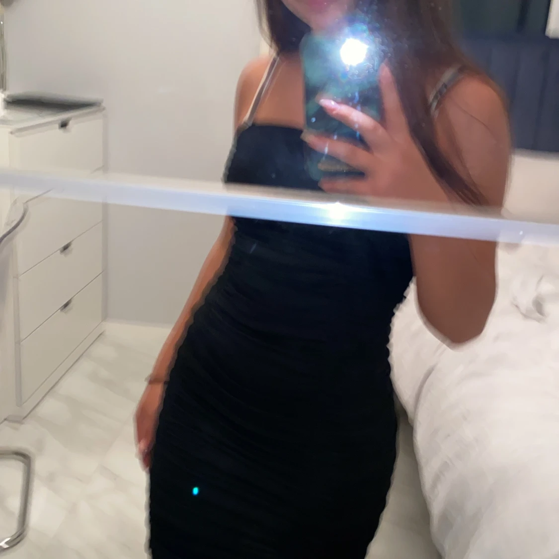 Svart ribbad klänning  - 90