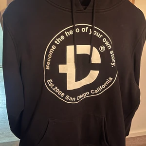 Dirtcult hoodie.  - Säljer en dirtcult hoodie. Knappt använd. 