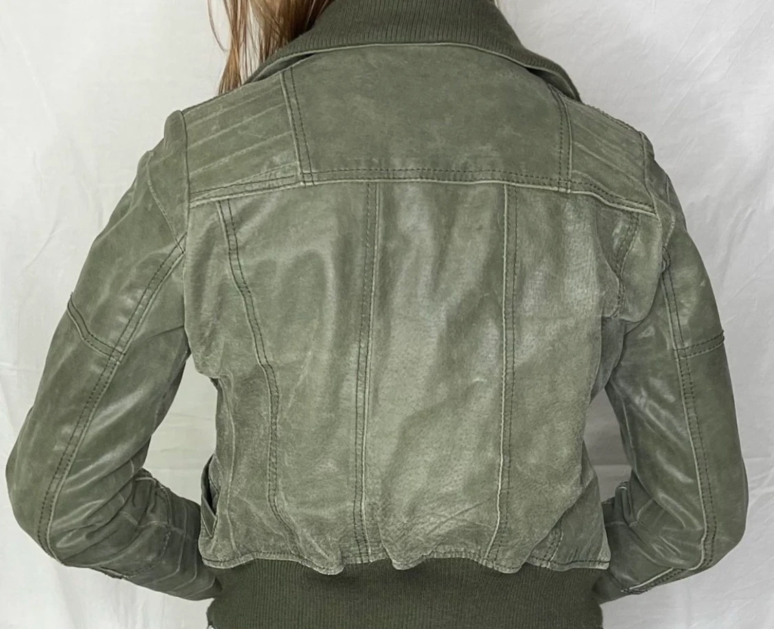 Grön skinnjacka  - 91