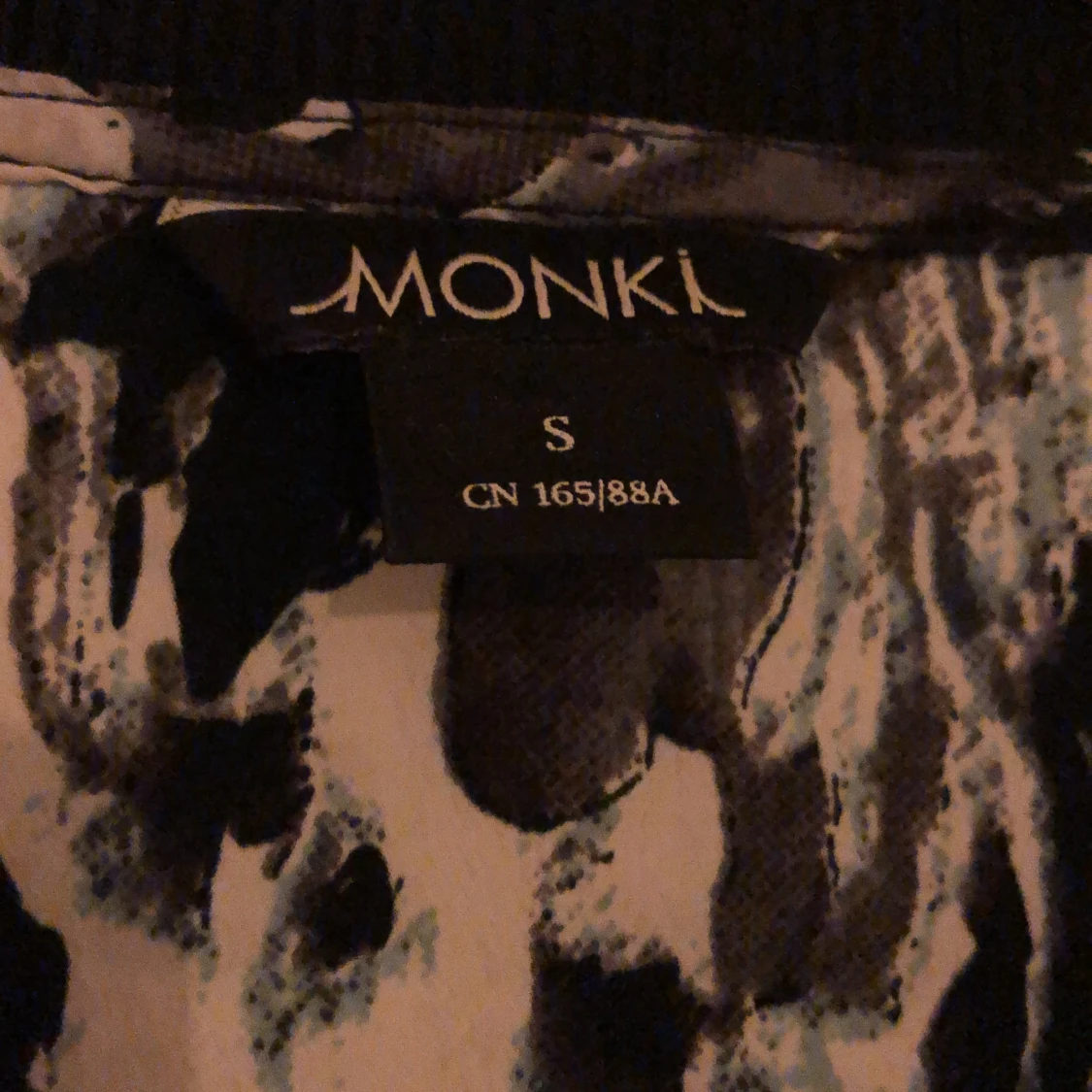 Tröja från Monki  - 90