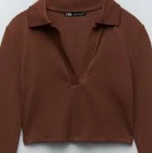 Zara topp - Färgen är som rättvisast på första bilden. Säljer pga den inte kommer till användning. Ny skick aldrig använd, priset kan diskuteras 