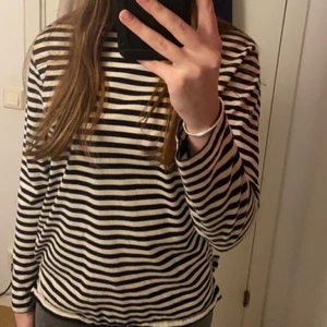 Randig tröja - Randig tröja från HM i bra skick