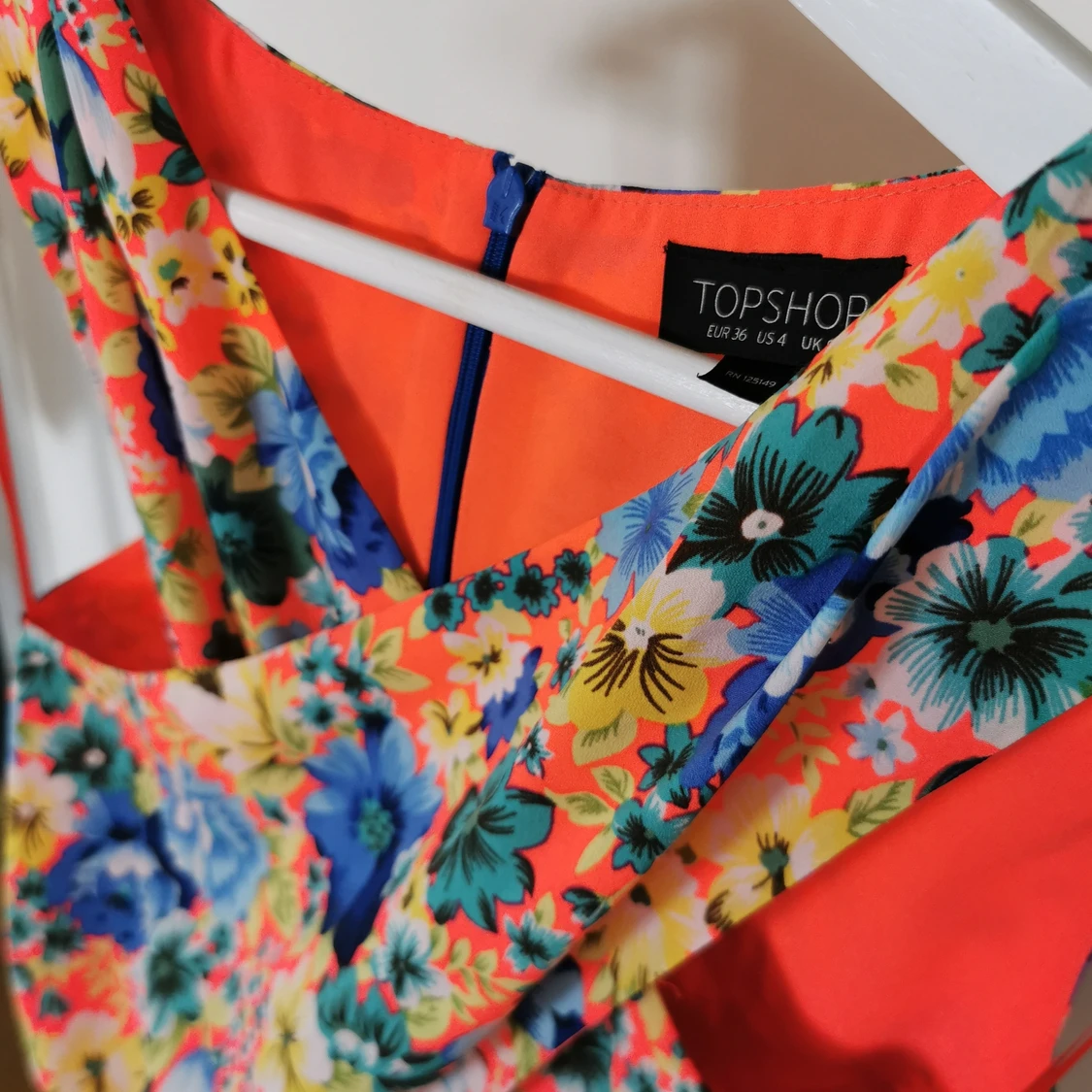 Blommig Playsuit / Byxdress 36 (XS/S)  - 91