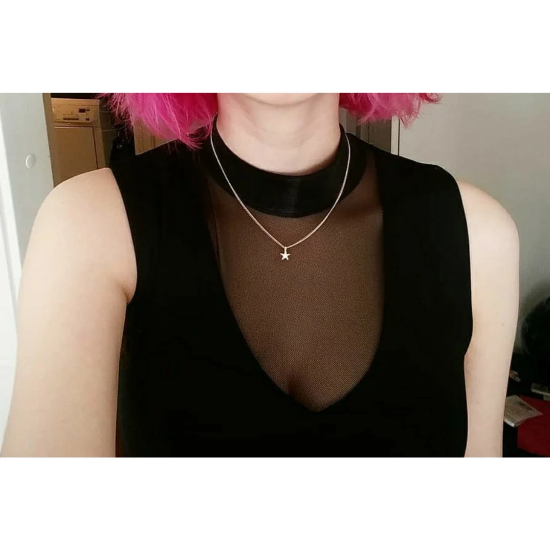 Svart mesh body