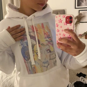 The cool elephant  - Säljer min Hoddie från The cool elephant , använd 1-2 gånger. Nypris 599kr. Om ni har frågor eller så så är det bara att skriva privat 🌸