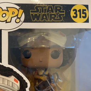 Funko pop // figure  - Den har vart i paketet från när jag hade köpt den // du står för frakten