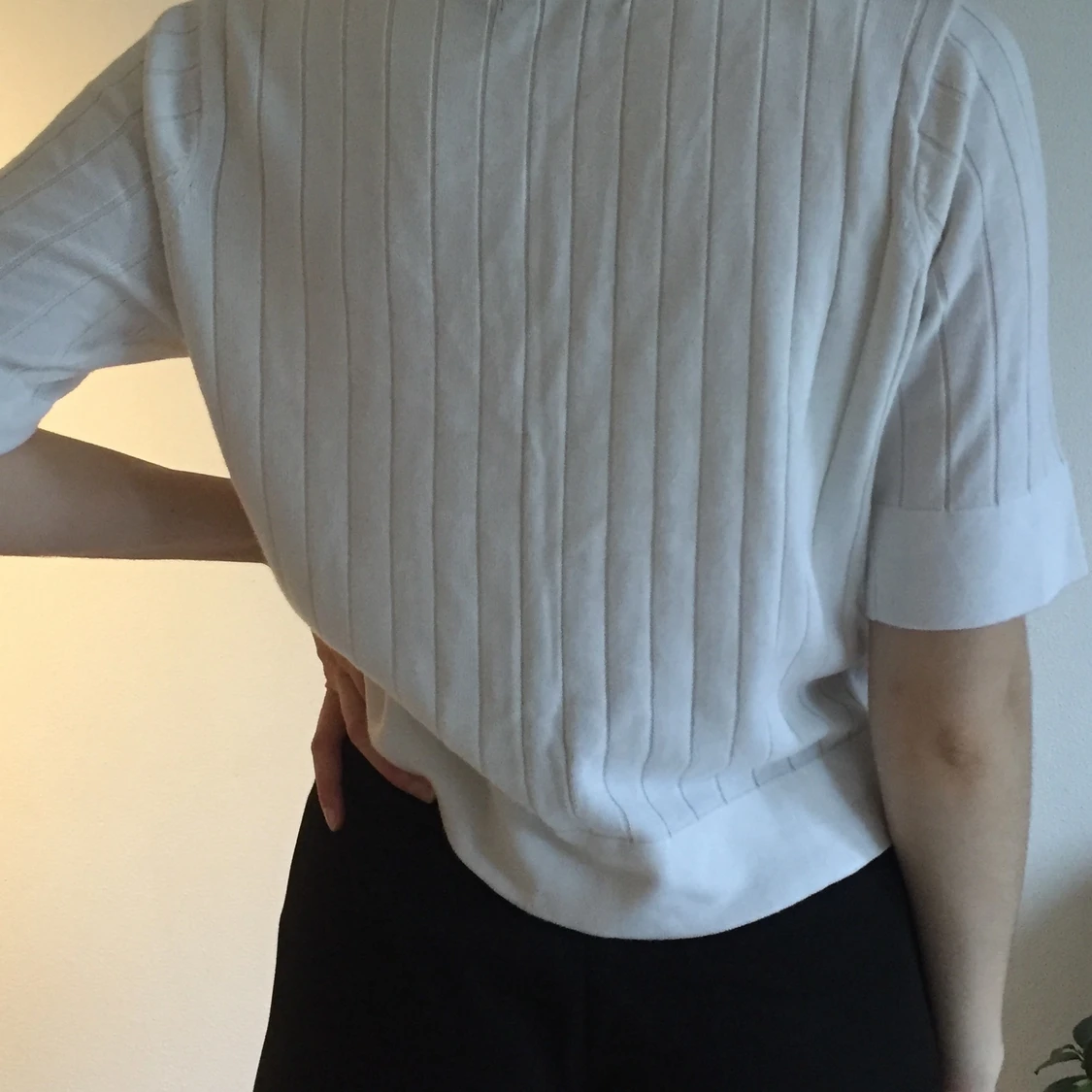 Vit kofta i bra skick - 90