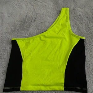 One shoulder linne - St M