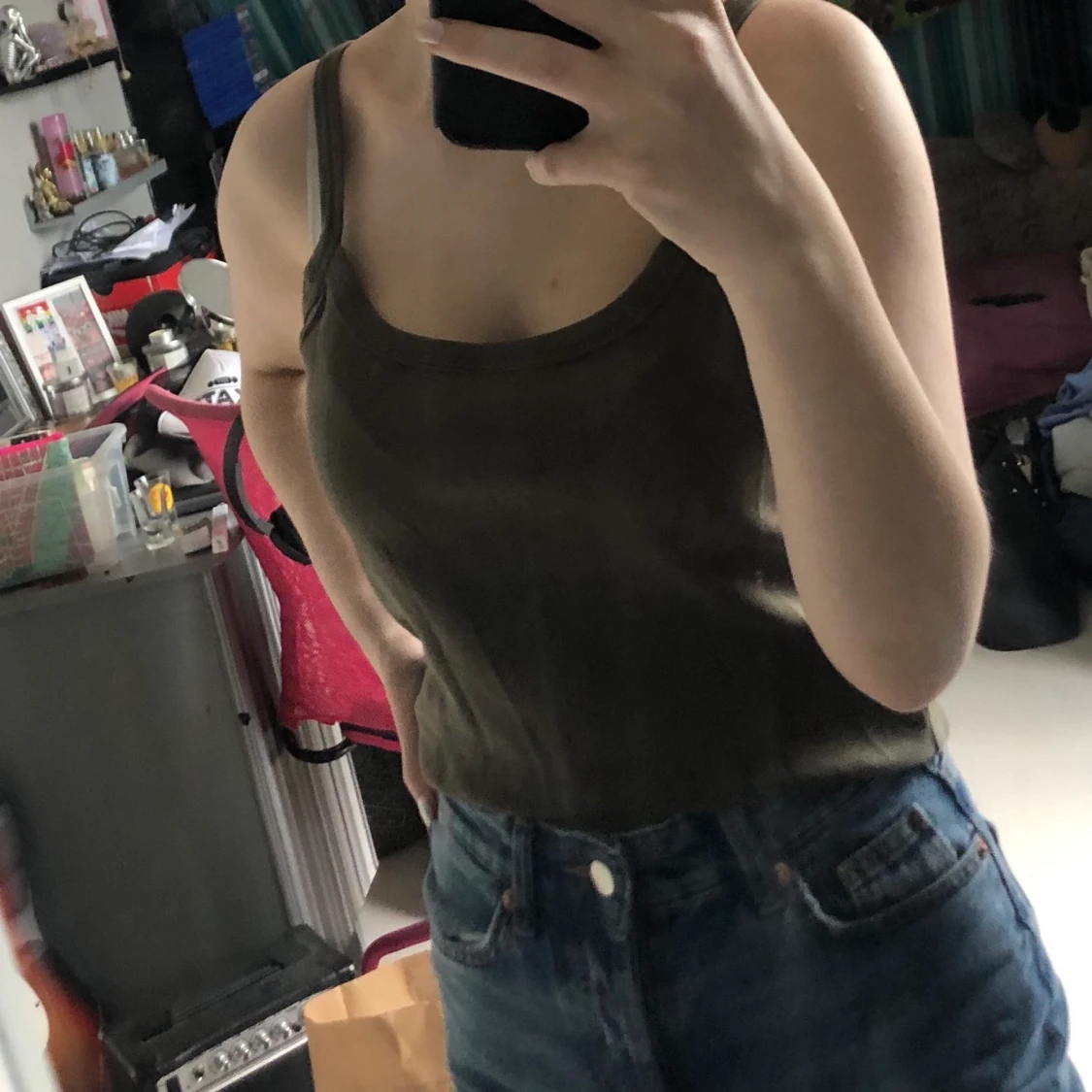 Mörkt grönt linne  - 90