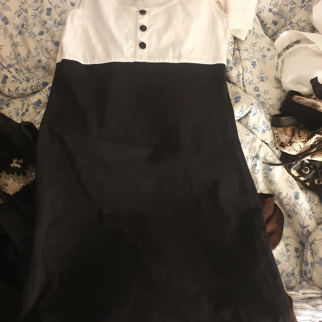 Klänning HM divided strl 36