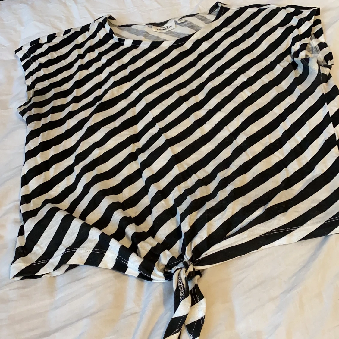 En randig t-shirt - 90