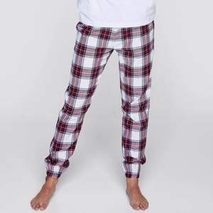 Pyjamasbyxor från Cubus i storlek M, säljer pga för korta i benen på mig som är 173💕