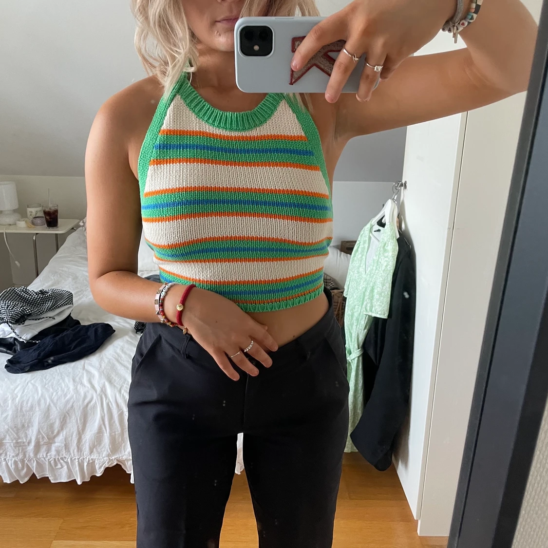 Virkadtopp med knytrygg